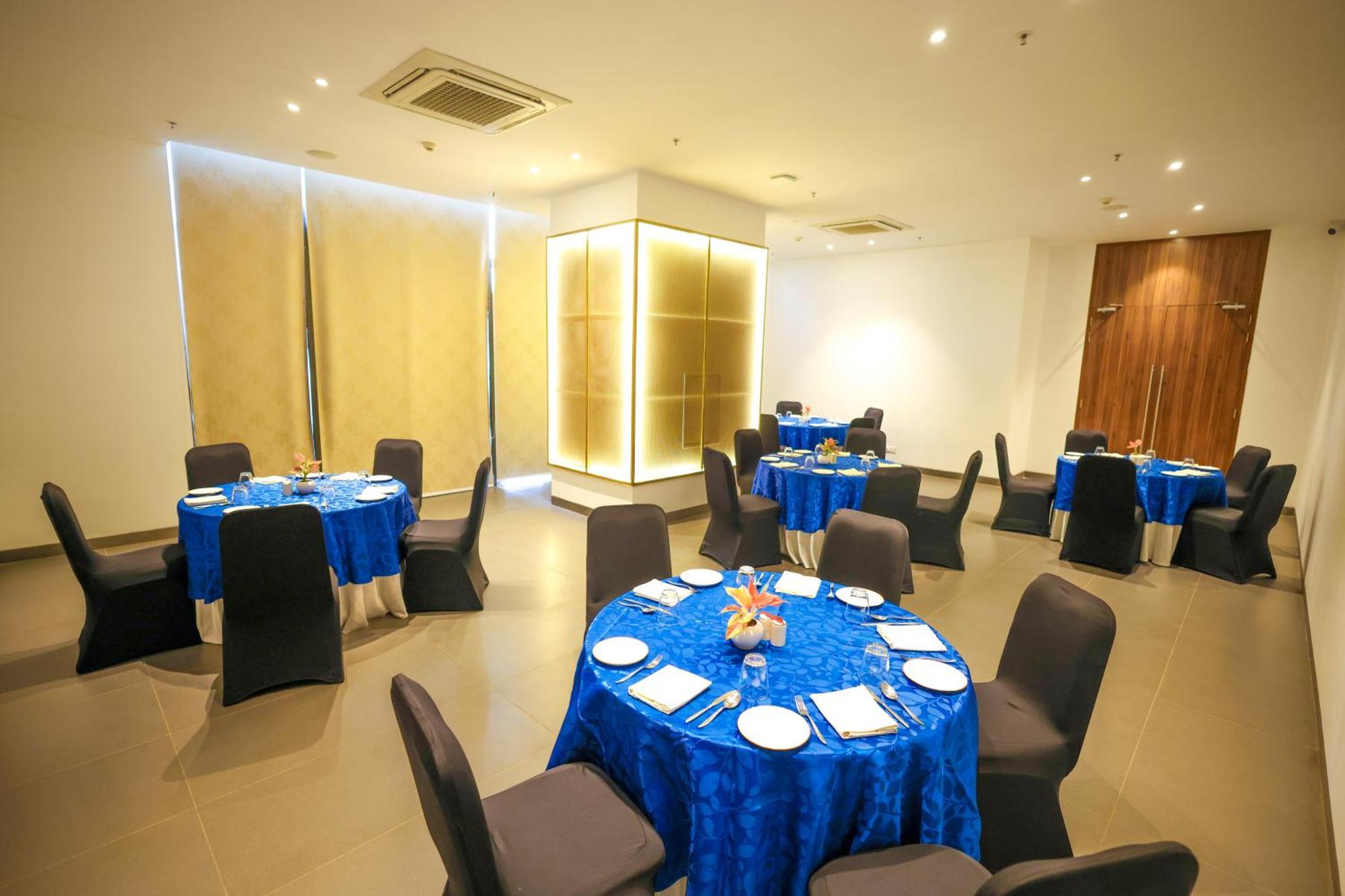 Rhythm Gurugram Hotel & Suites, Sohna Road غورغاون المظهر الخارجي الصورة