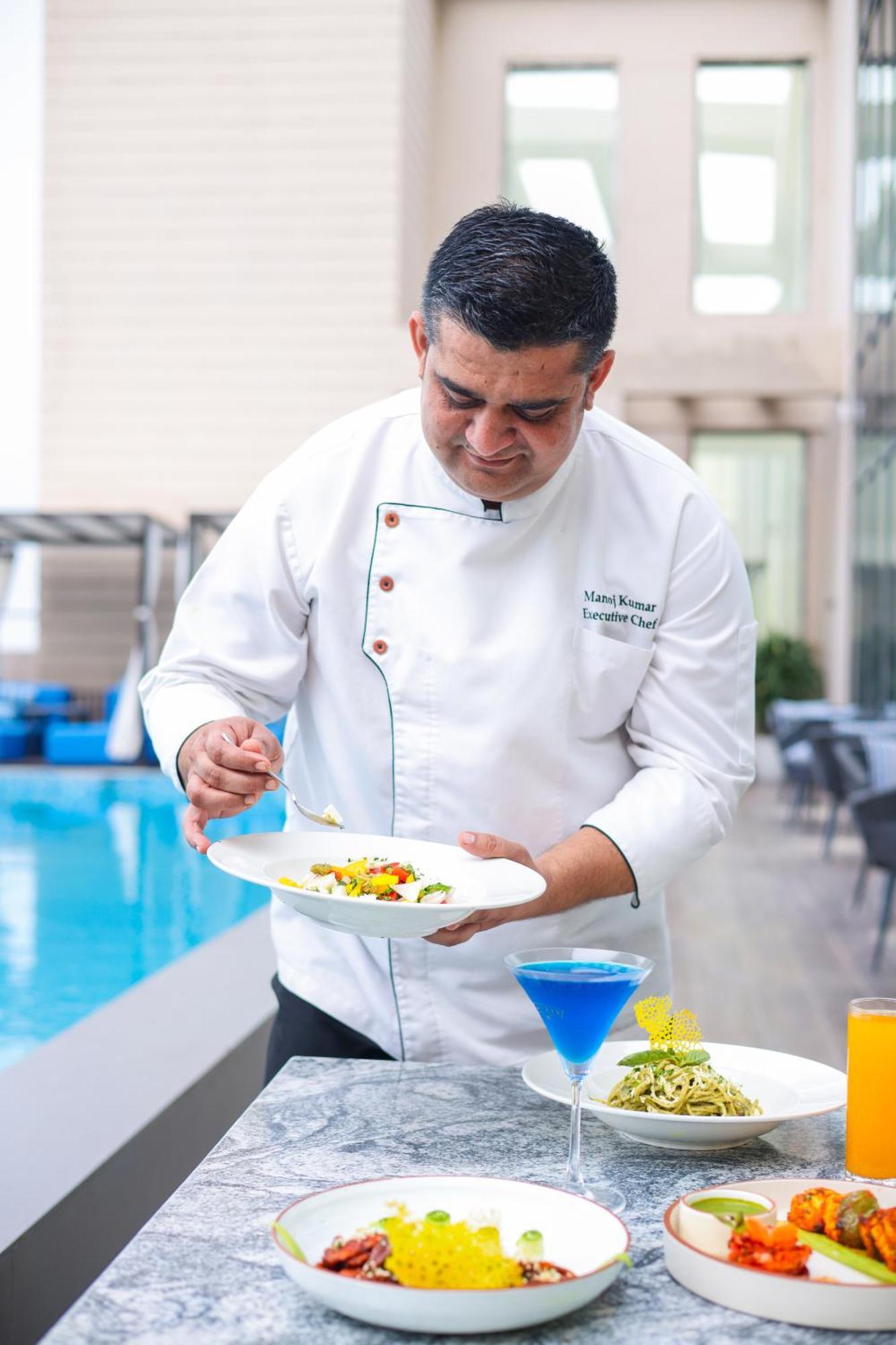 Rhythm Gurugram Hotel & Suites, Sohna Road غورغاون المظهر الخارجي الصورة