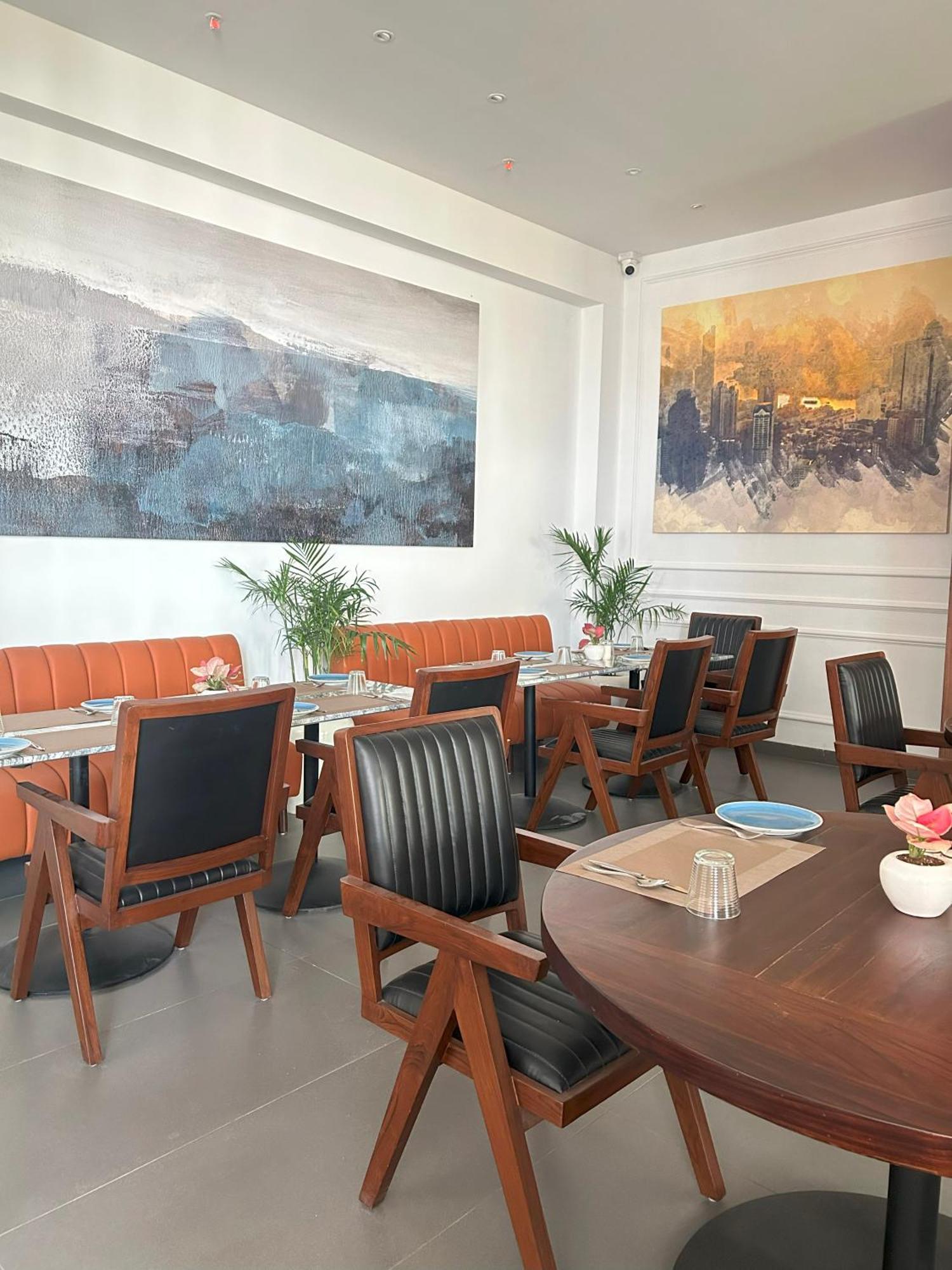 Rhythm Gurugram Hotel & Suites, Sohna Road غورغاون المظهر الخارجي الصورة