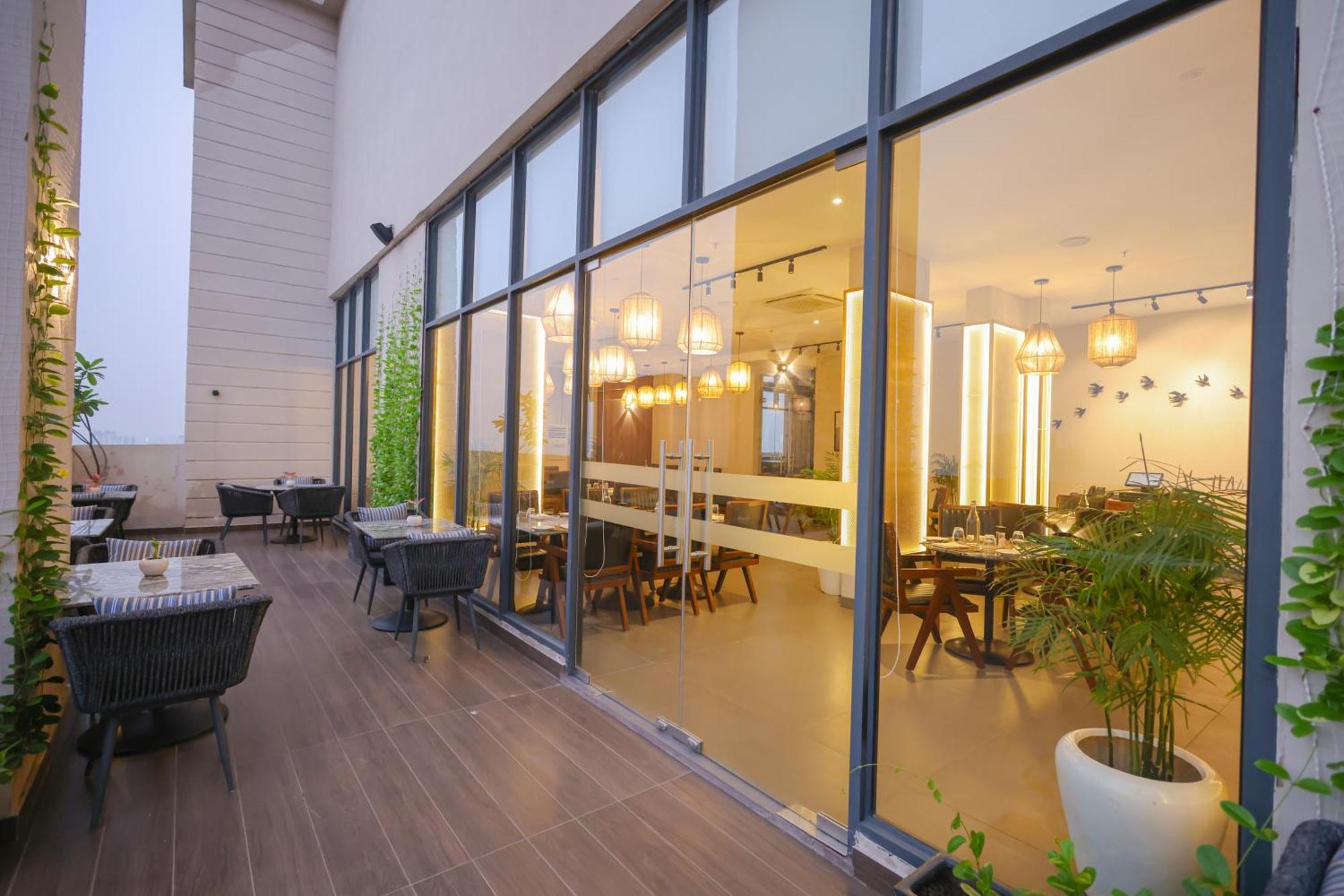 Rhythm Gurugram Hotel & Suites, Sohna Road غورغاون المظهر الخارجي الصورة