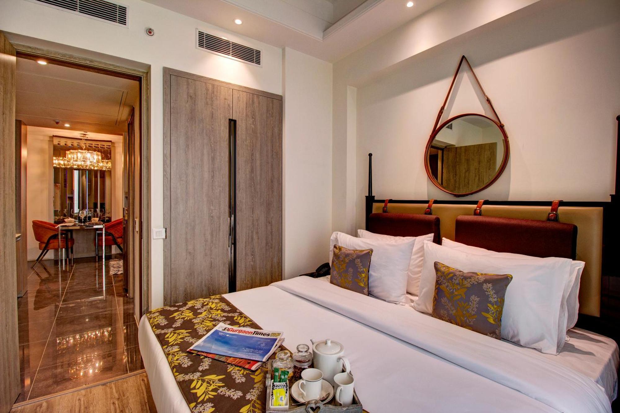 Rhythm Gurugram Hotel & Suites, Sohna Road غورغاون المظهر الخارجي الصورة